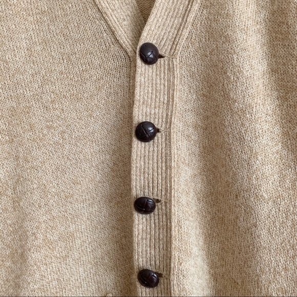 SOLD! Vintage ‘Grandpa style’ Button Down Cardigan - Picture 7 of 8